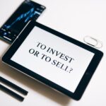 Beginner guide comparing stocks ETFs and mutual funds for investing